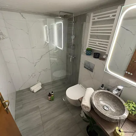 Апартаменты Jim House