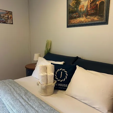 Jim House Apartment *